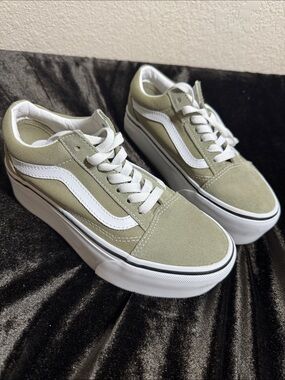 Low-Top Platform Canvas Vans in Olive Green Suede with White Stripe 5